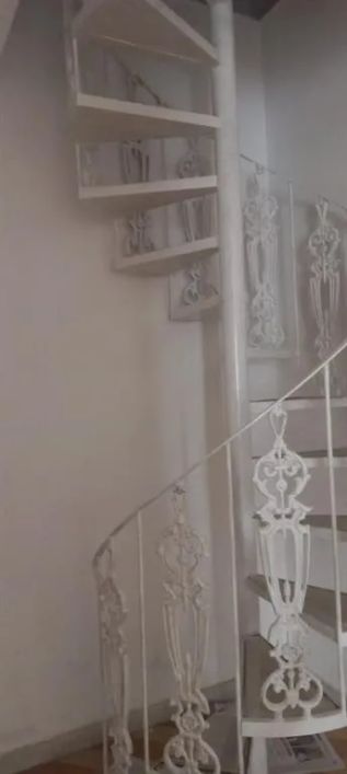 0 - Casa 3 quartos, sendo 2 suítes
