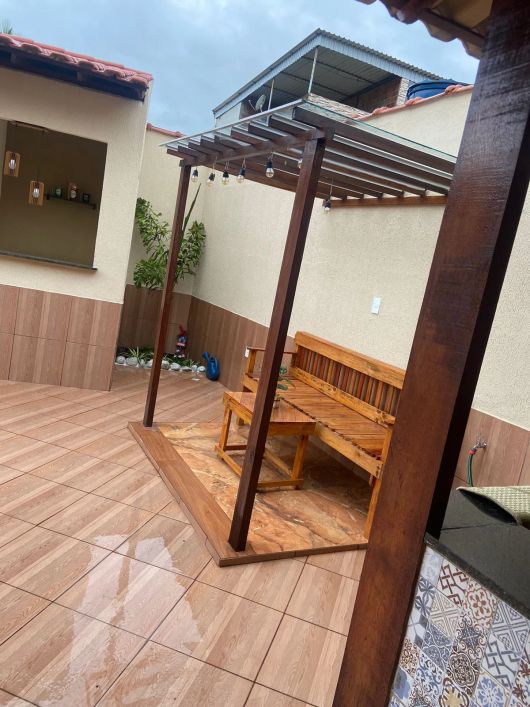 R$ 350 MIL - TINGUÁ (CENTRO) NI - CASA 03 QUARTOS SENDO 01 SUÍTE - SOMENTE A VISTA - NÃO ACEITA FINA