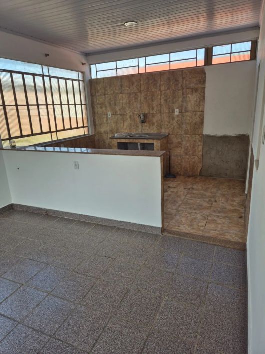 Imóvel para venda com 100 metros quadrados com 3 quartos em Kennedy - Nova Iguaçu - RJ