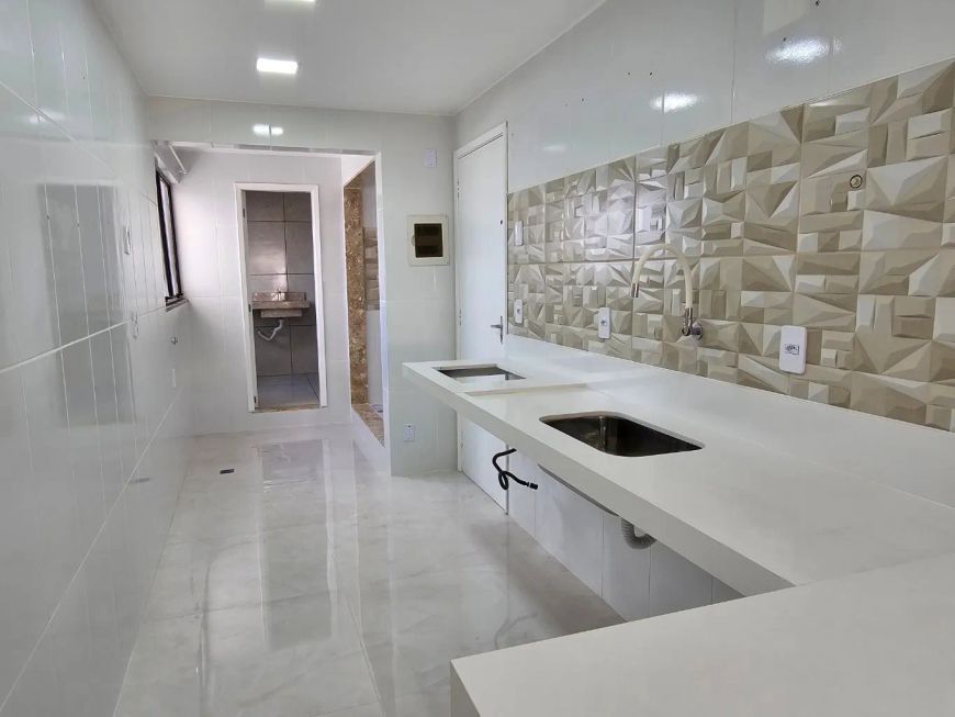 Apartamento reformado com 115 metros em Nova Iguaçu - RJ