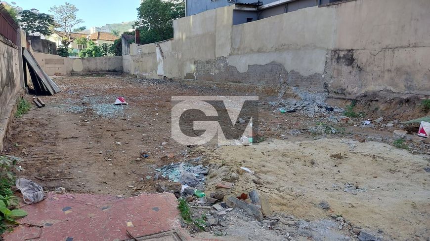 Terreno para B.T.S. com Aprox.450m²