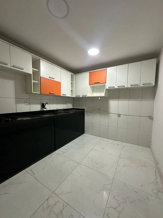 Imóvel para aluguel possui 68 metros quadrados com 2 quartos em Jardim Iguaçu - Nova Iguaçu - RJ