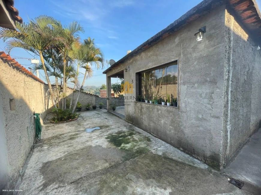 Casa para Venda em Nova Iguaçu, Parque Flora, 3 dormitórios, 1 banheiro, 3 vagas