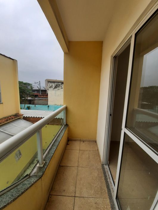 Casa duplex a poucos minutos da UNIG