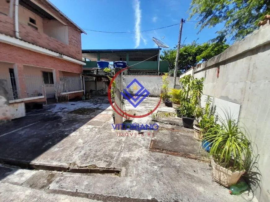 CASA TRÊS QUARTOS Á VENDA EM NOVA IGUAÇU!