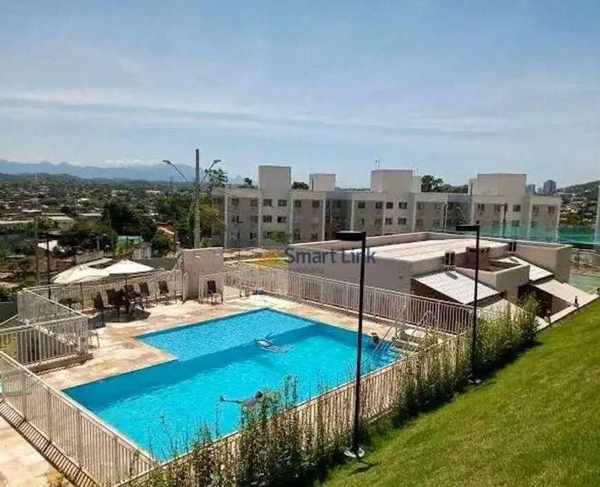 Apartamento com 3 dormitórios à venda, 57 m² por R$ 240.000,00 - Jardim Jasmim - Nova Iguaçu/RJ
