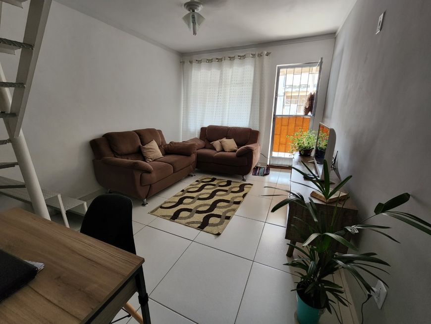 Casa duplex 3 quartos com suíte prox. Bairro da Luz