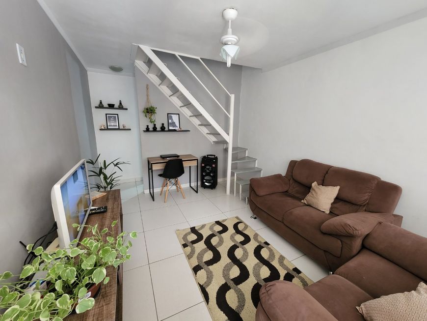 Casa duplex 3 quartos com suíte prox. Bairro da Luz