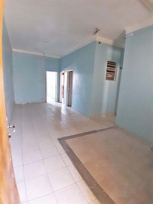 Sala Comercial para aluguel possui 70 metros quadrados com 4 ambientes em Centro - Nova Iguaçu - RJ
