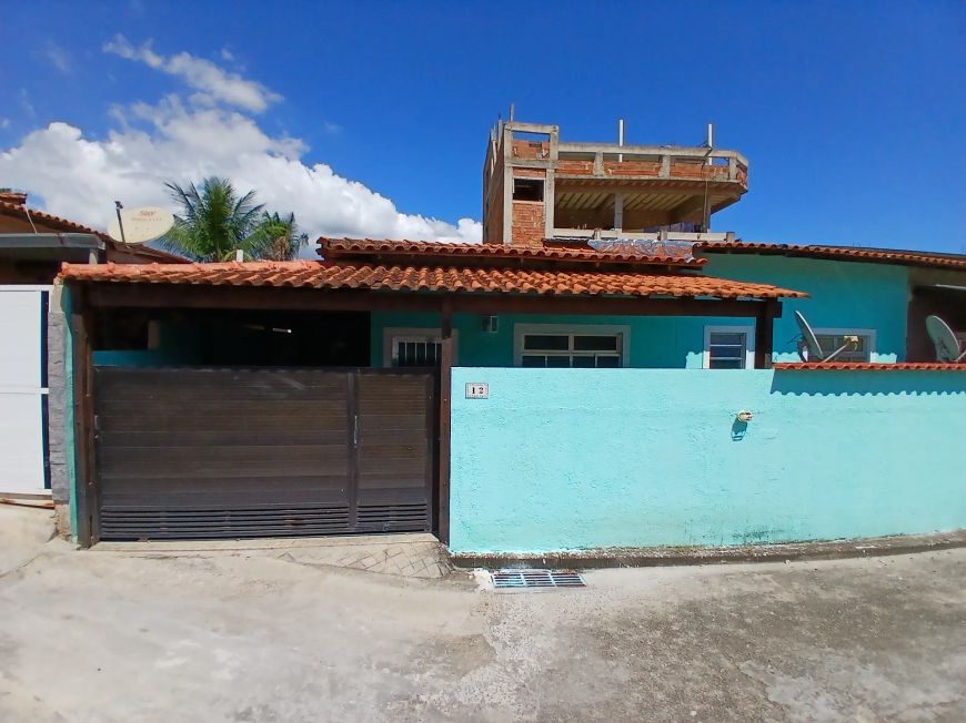 Alugo casa em Nova Iguaçu - RJ.