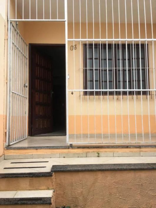 Casa para Venda em Nova Iguaçu, Califórnia, 2 dormitórios, 1 suíte, 2 banheiros, 2 vagas