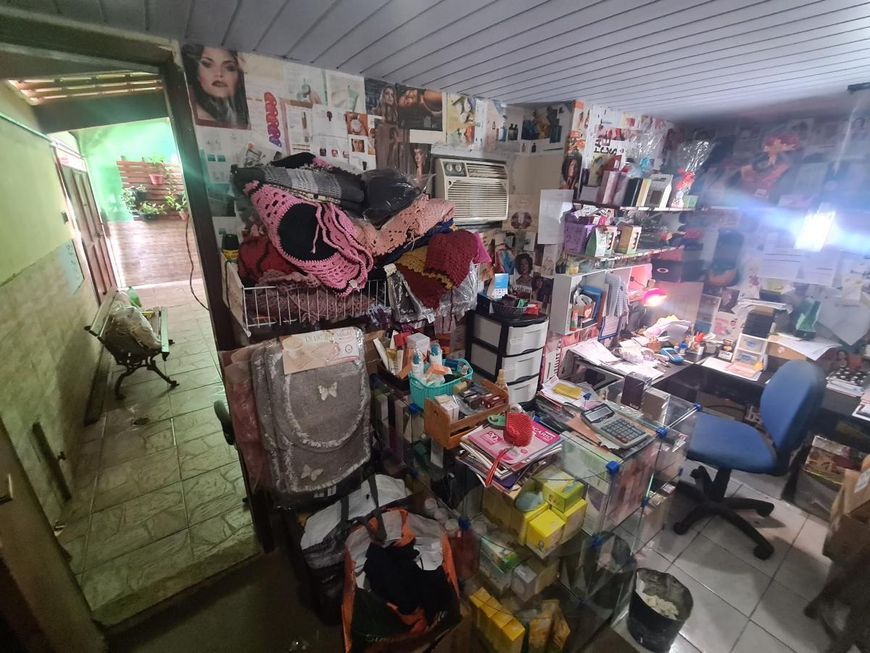 Casa para Venda em Nova Iguaçu, Danon, 4 dormitórios, 2 suítes, 4 banheiros, 3 vagas
