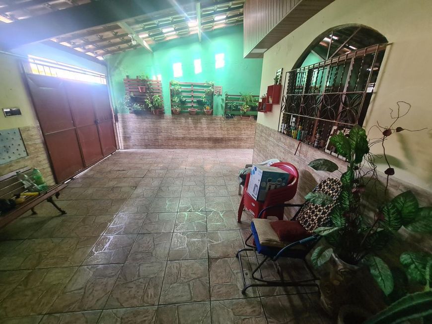 Casa para Venda em Nova Iguaçu, Danon, 4 dormitórios, 2 suítes, 4 banheiros, 3 vagas