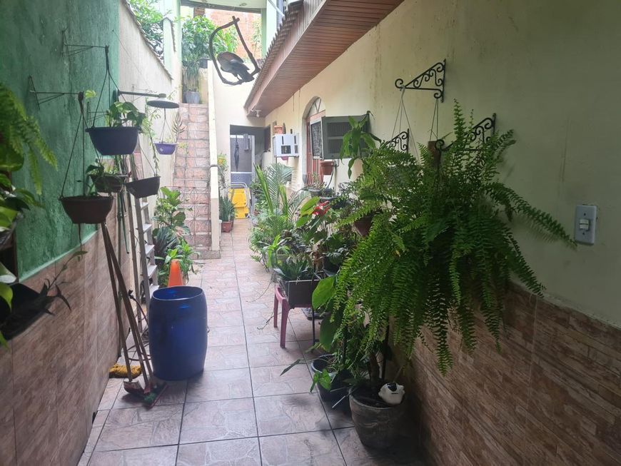 Casa para Venda em Nova Iguaçu, Danon, 4 dormitórios, 2 suítes, 4 banheiros, 3 vagas