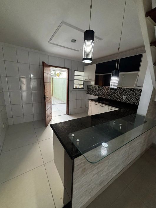casa triplex para locação, três quartos com suite