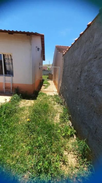 Casa para Venda em Nova Iguaçu, Marapicu, 2 dormitórios, 1 banheiro, 1 vaga