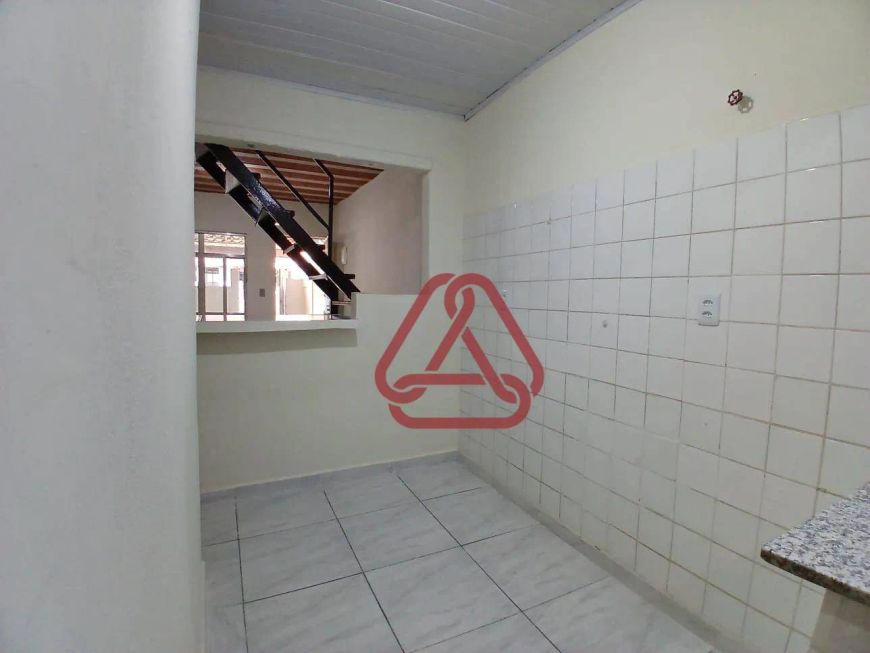 Casa com 2 dormitórios para alugar por R$ 1.211,39/mês - Botafogo - Nova Iguaçu/RJ