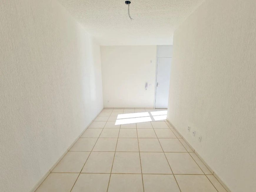 Apartamento de 02 quartos, com garagem em Nova Iguaçu - Próximo da Rodovia Presidente Dutra