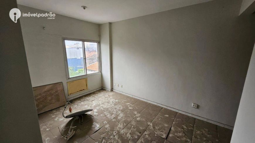 Apartamento com 2 dormitórios à venda, 68 m² por R$ 185.000,00 - Caonze - Nova Iguaçu/RJ