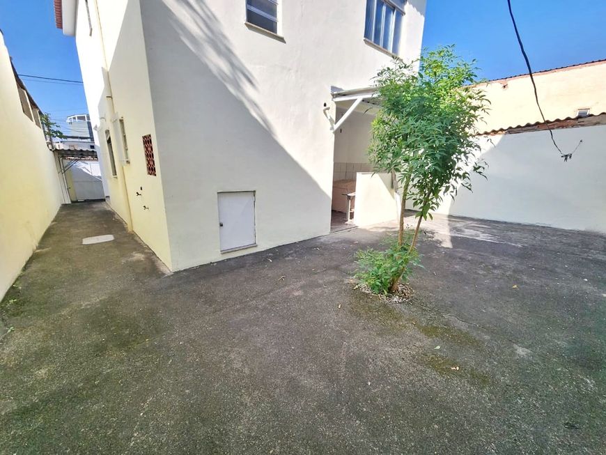 Casa com 3 dormitórios à venda, 195 m² por R$ 350.000,00 - Comendador Soares - Nova Iguaçu/RJ