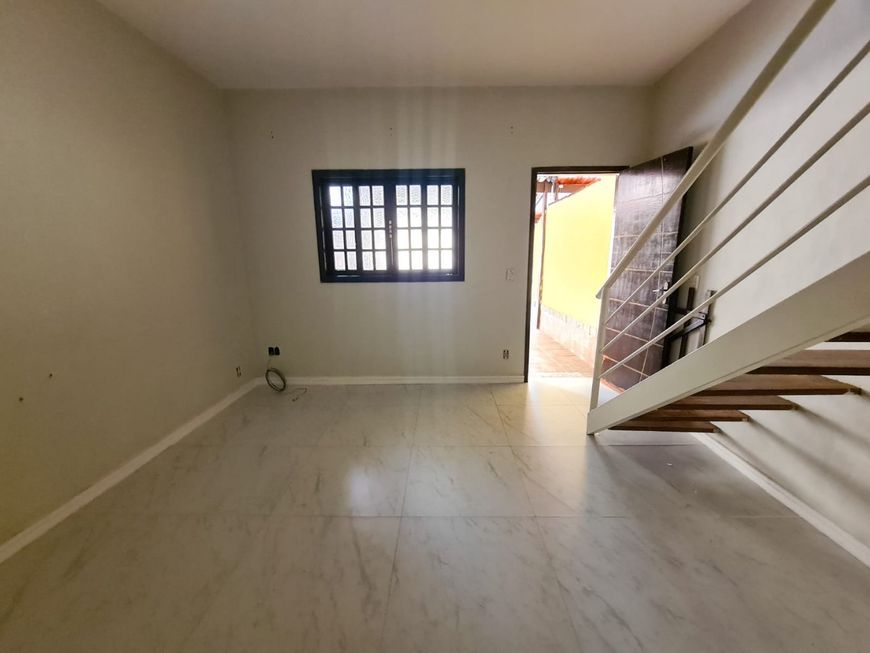 Casa de 2 quartos e 2 banheiros em Nova iguaçu