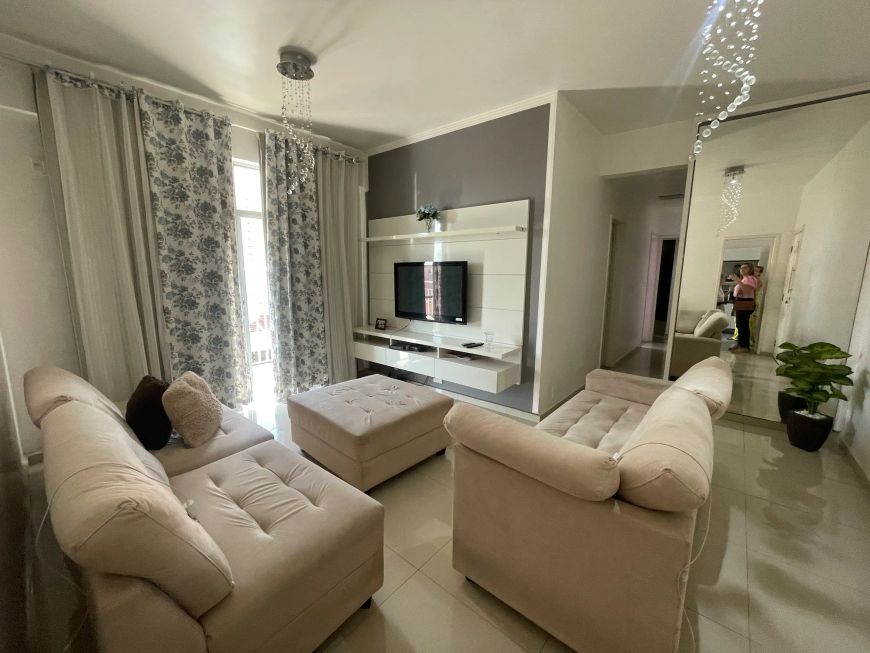 Vendo apartamento com 3 quartos no centro de Nova Iguaçu na rua Mario Guimarães c
