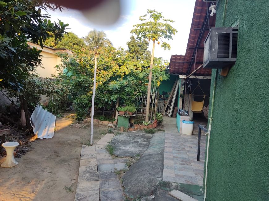 Casa, 2 quartos com quintal e churrasqueira -Cerâmica - Nova Iguaçu - RJ