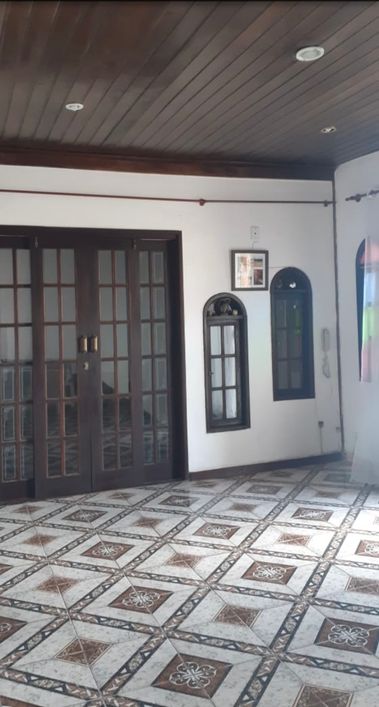Apartamento para venda com 200 metros quadrados com 3 quartos