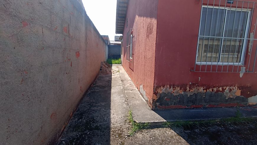 Realiza Imóveis - VENDO ÓTIMA CASA EM MARAPICU - NOVA IGUAÇU.