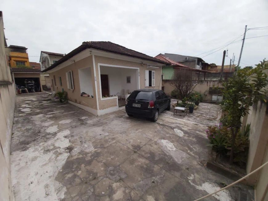 Casa para Venda em Nova Iguaçu, Prata, 2 dormitórios, 1 banheiro, 4 vagas
