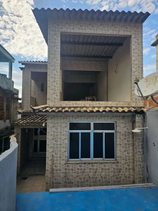 Casa para Locação em Nova Iguaçu, Centro, 2 dormitórios, 2 banheiros, 1 vaga