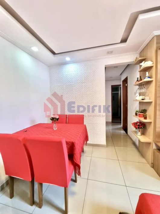 Apartamento todo mobiliado com 2 quartos no condomínio Parque dos Sonhos