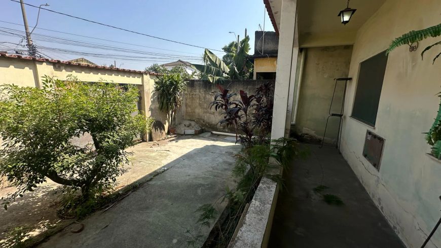 casa linear para venda com 372 metros quadrados com 3 quartos em Jardim Esplanada - Nova Iguaçu - RJ