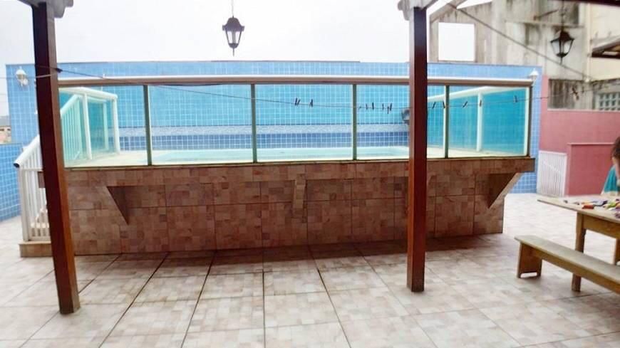 VENDO EXCELENTE CASA EM NOVA IGUAÇU