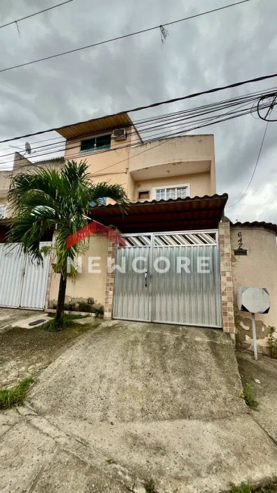 Casa em Avenida Antônio Borges - Vila Nova - Nova Iguaçu/RJ