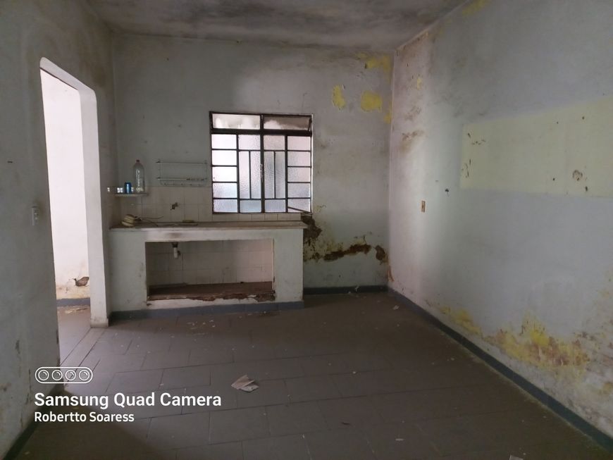 terreno com casa de 3 quartos + edicula em Metrópole - Nova Iguaçu - RJ