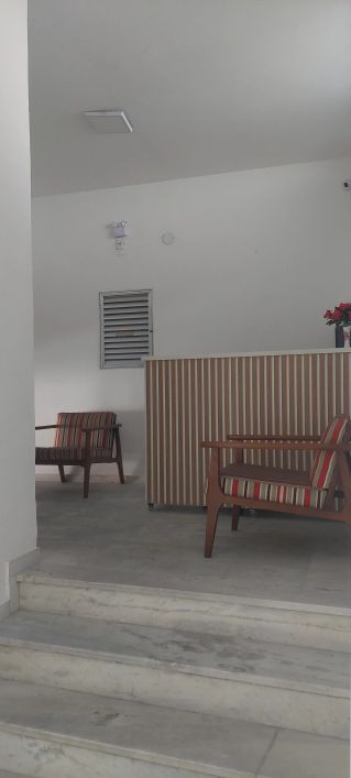 Alugo ótimo apartamento de 2 quartos no k11