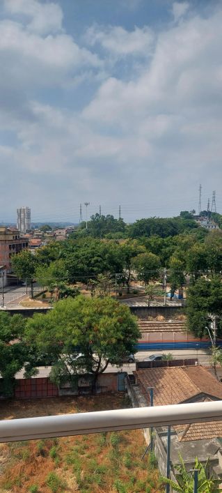 Alugo ótimo apartamento de 2 quartos no k11
