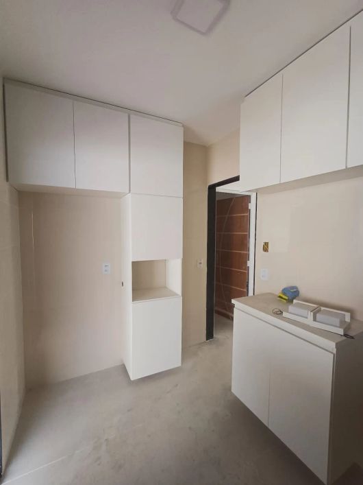 Casa Alto Padrão para aluguel e venda com 3 quartos em Prata - Nova Iguaçu - RJ