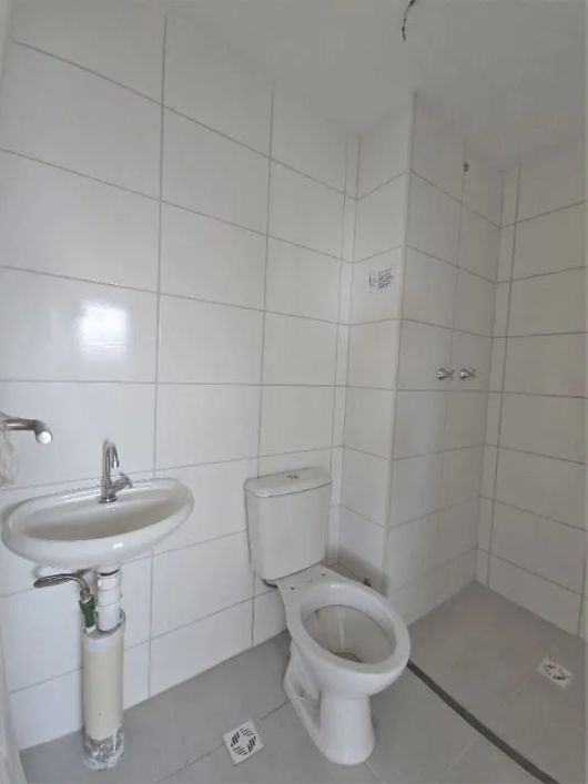 Apartamento com 2 quartos para alugar, 41 m² por R$ 1.860/mês - Prata Cond. Único - Nova Iguaçu/RJ
