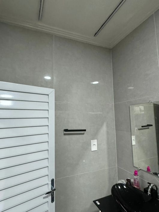 Imóvel para venda possui 100 metros quadrados com 1 quarto em Vila São Teodoro - Nova Iguaçu - RJ