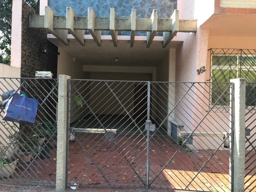 Vendo casa comercial no centro de Nova Iguaçu