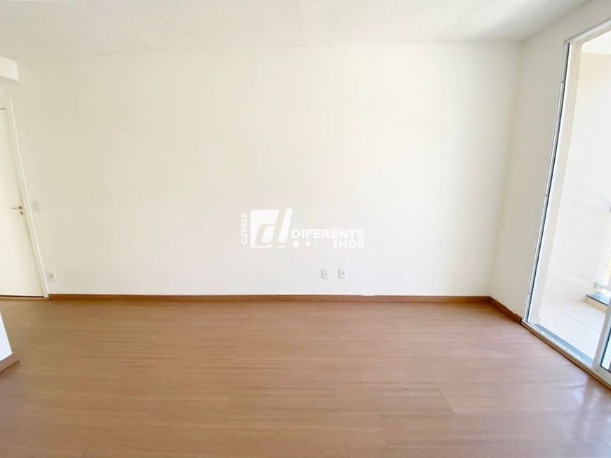 Apartamento com 3 dormitórios à venda, 65 m² por R$ 240.000,00 - Jardim Jasmim - Nova Iguaçu/RJ