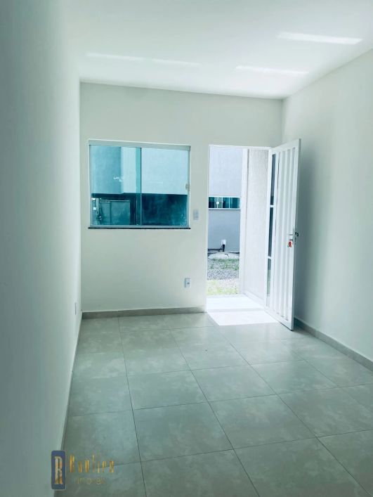Apartamento à venda em Nova Iguaçu-RJ, Dois Irmãos: 2 quartos, 1 sala, 1 banheiro, 1 vaga de garagem