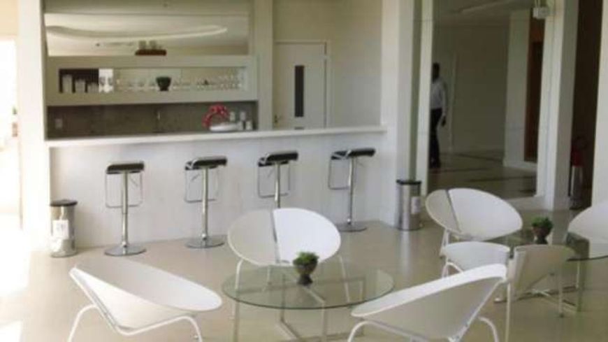 Aluguel de Sala Comercial no condomínio Le Monde Nova Iguaçu de 27m²