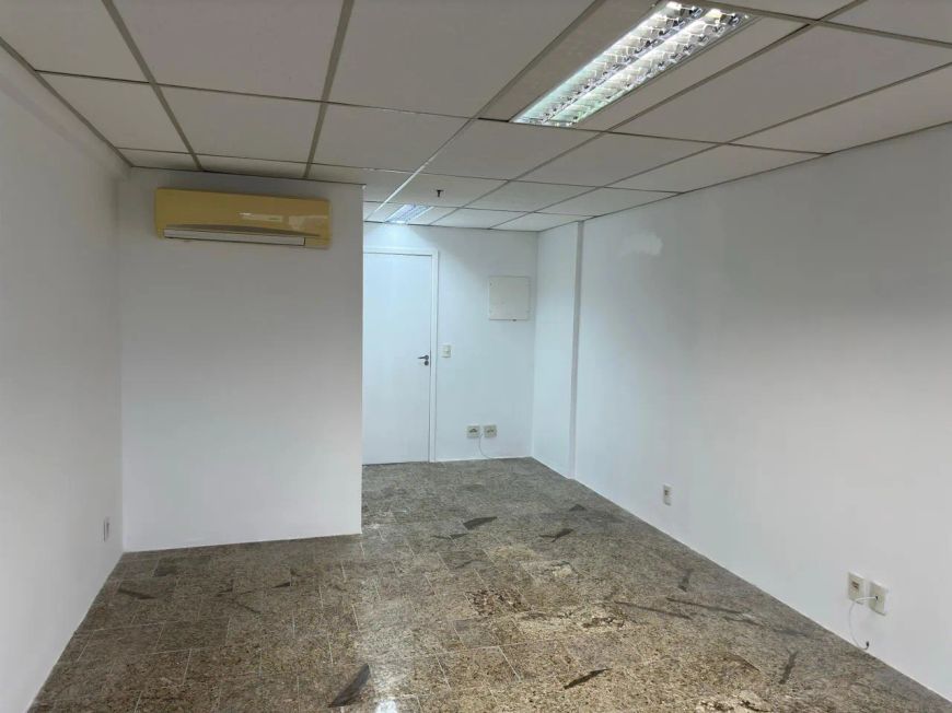 Aluguel de Sala Comercial no condomínio Le Monde Nova Iguaçu de 27m²