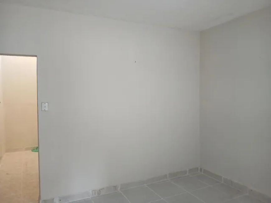 Alugo casa em Nova Iguaçu