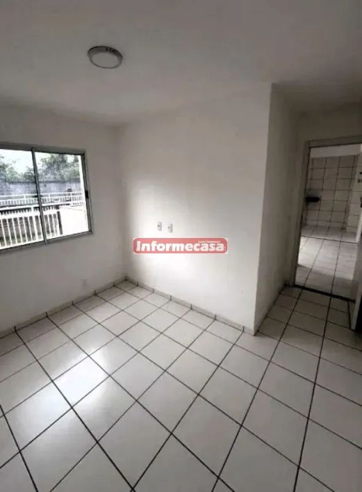 Apartamento à venda em condomínio no bairro Ponto Chic, Nova Iguaçu-RJ: 2 quartos, 1 sala, 1 banheir