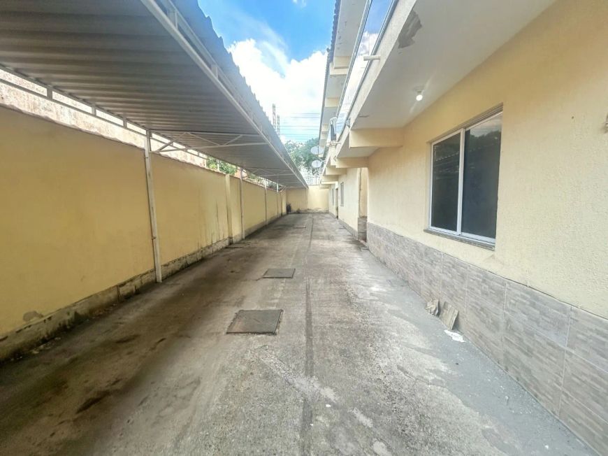 Apartamento com 2 dormitórios à venda, 60 m² por R$ 265.000,00 - Chacrinha - Nova Iguaçu/RJ