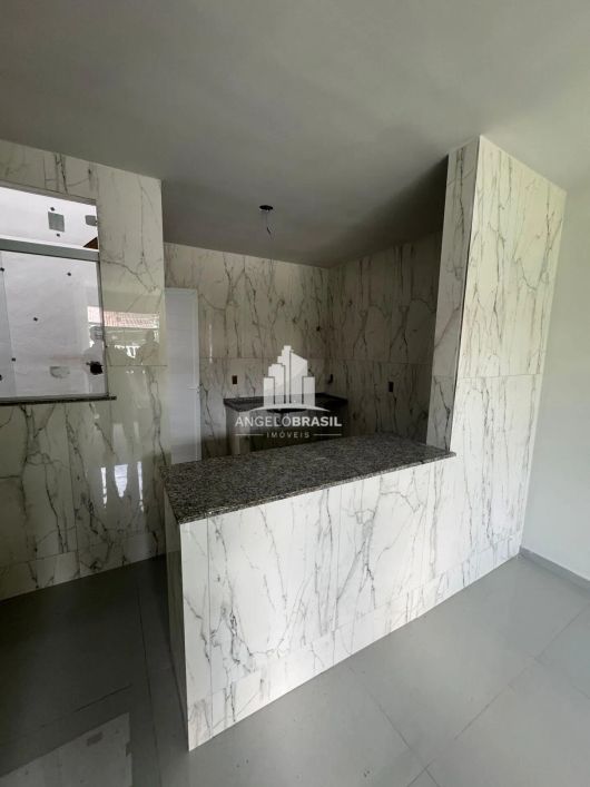 Casa Triplex à Venda no Bairro da Luz - Nova Iguaçu